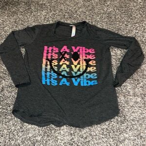 Girls Its a Vibe Tshirt size 10